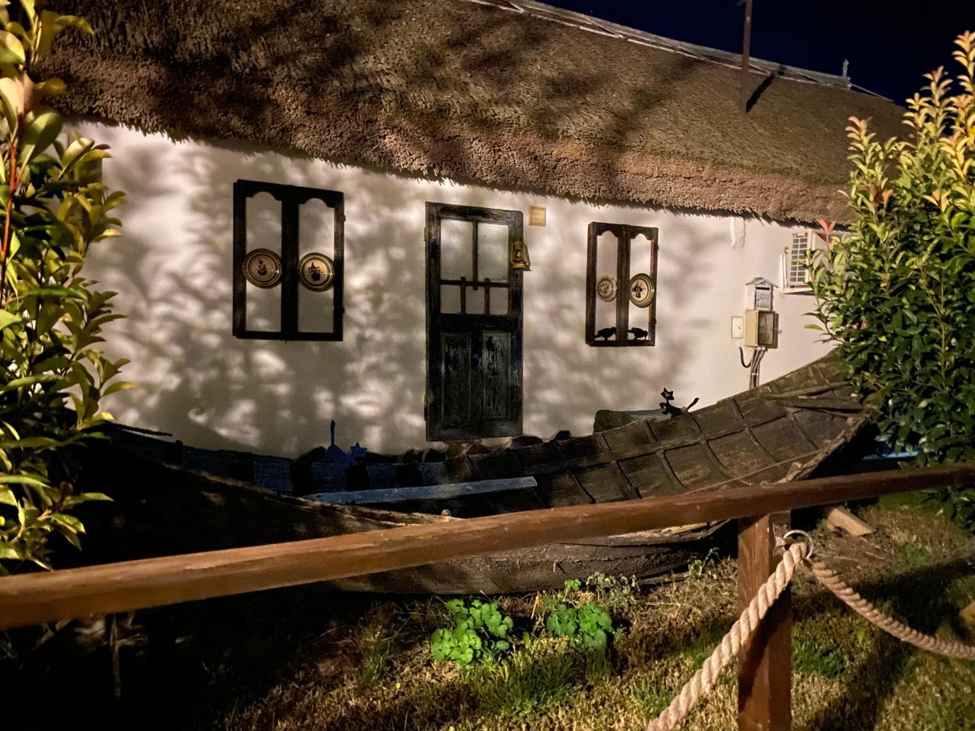 Casa Soarelui Hotell Murighiol Eksteriør bilde
